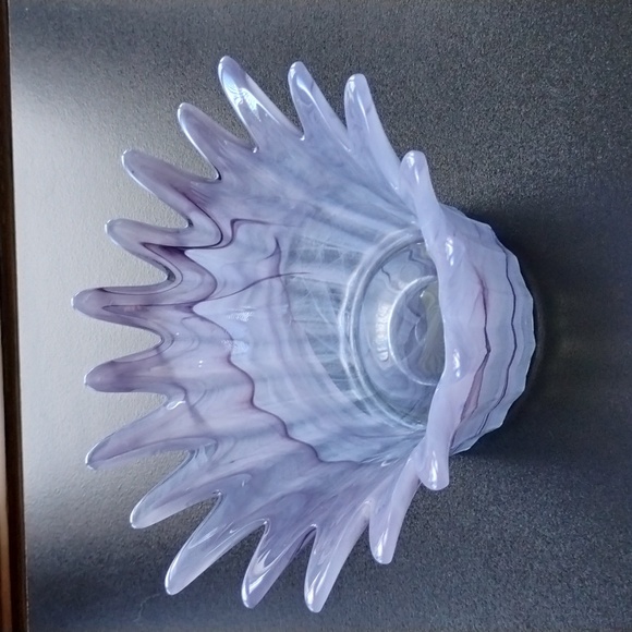 Art Glass Swung Style Bowl Purple Lavender Swirl - Picture 1 of 8